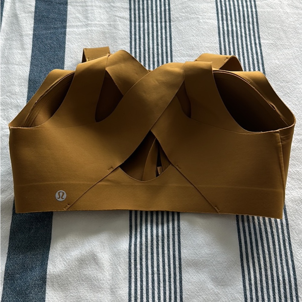 Lululemon Enlite Bra